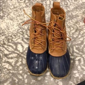 Bean boots